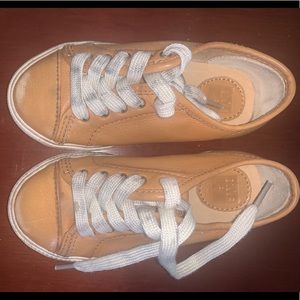 Frye walker low lace sneakers in tan leather